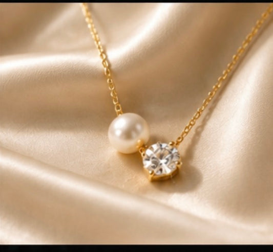 Aurelia Necklace
